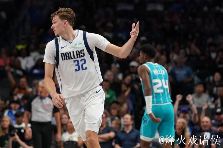 弗拉格狂轰37分刷新生涯得分纪录,同时贡献6篮板6助攻 弗拉格狂轰37分刷新生涯得分纪录,同时贡献6篮板6助攻